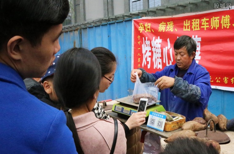 卖番薯短剧，乡土情感与现代舞台的交融