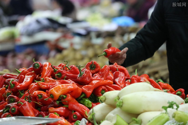 北方大城市将投放储备蔬菜 保证第一时间
