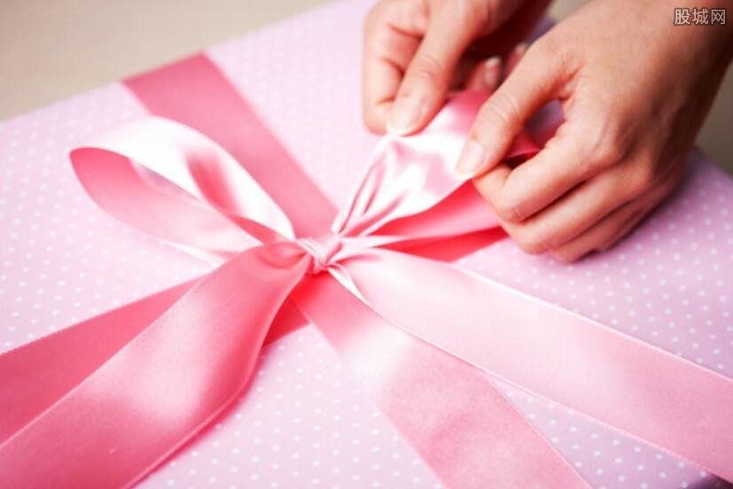 送女性领导礼物排行榜_七夕情人节是几月几号送女性朋友礼物排行榜