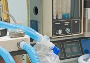 美国取消呼吸机订单 取消逾3万台共计30亿美元